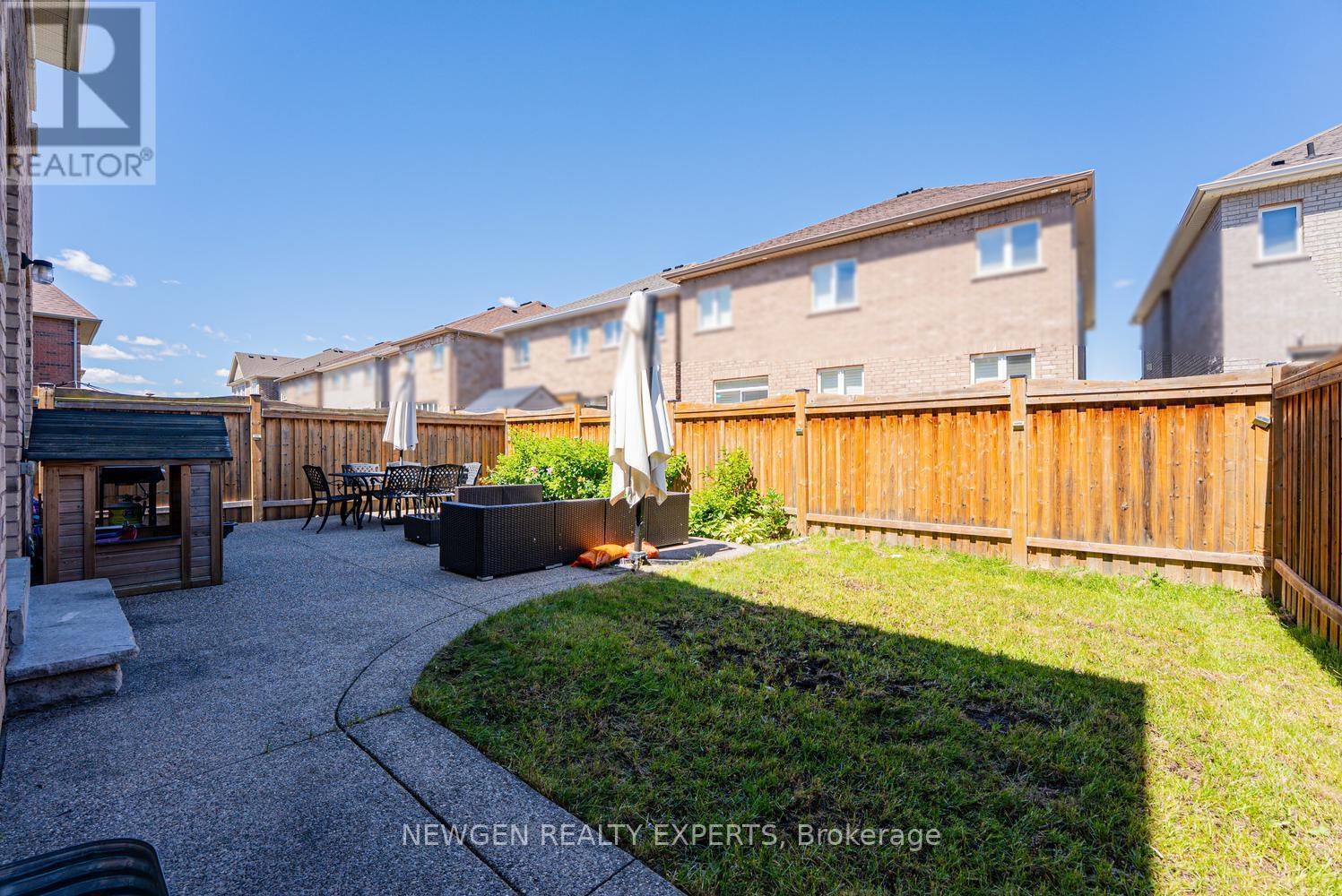 18 Foliage Drive, Brampton, Ontario  L7A 4M7 - Photo 46 - W13486856