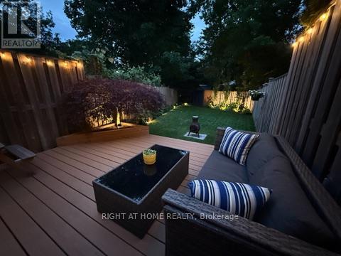 1265 Woodhill Court, Mississauga, Ontario  L5E 3H2 - Photo 36 - W13486864