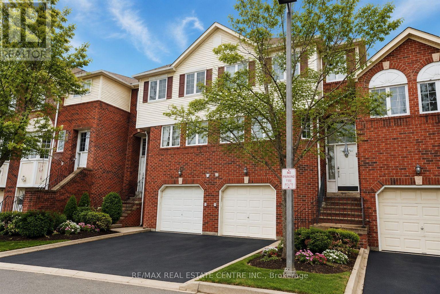 10 - 4605 DONEGAL DRIVE, Mississauga, Ontario