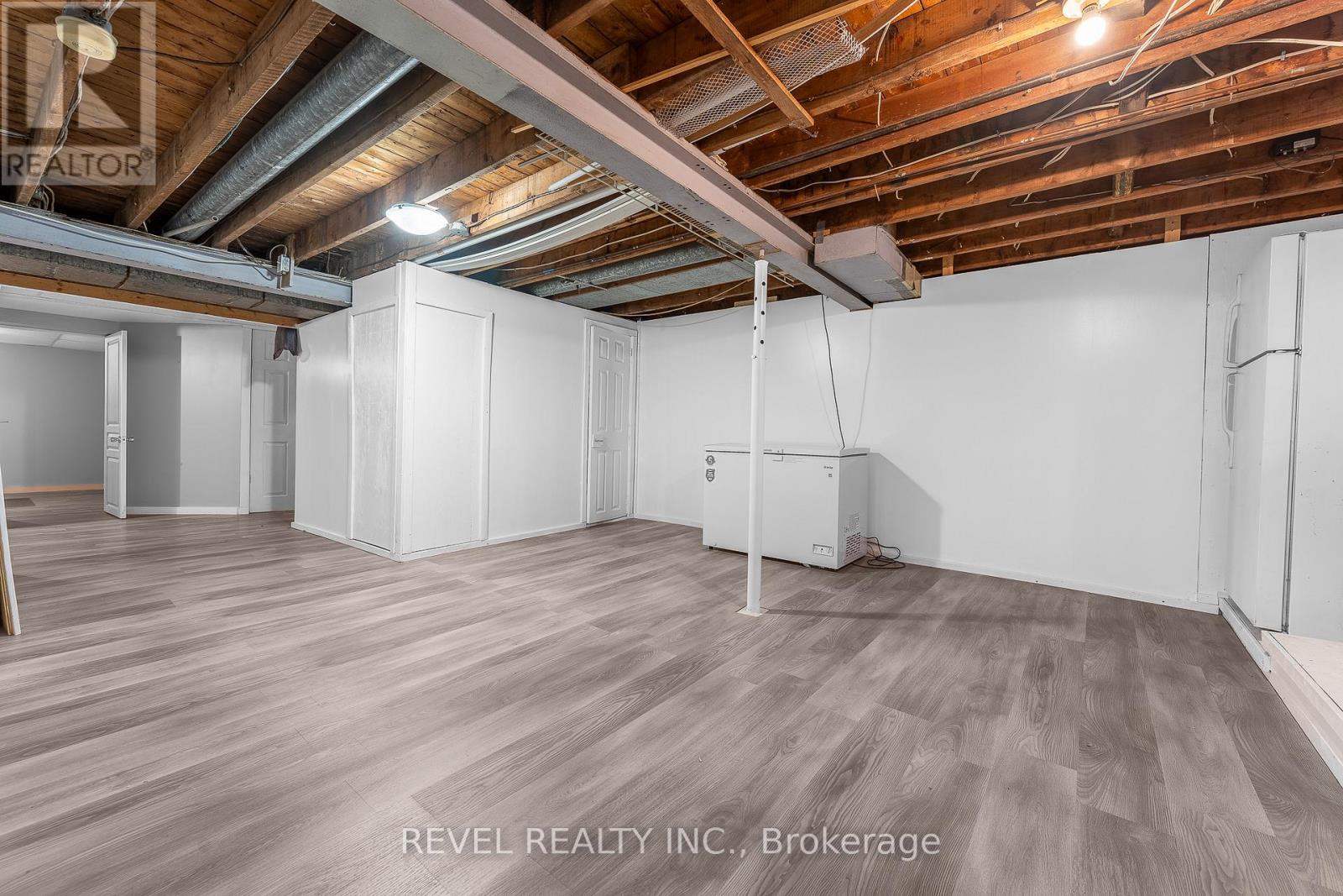 1407 Kottmeier Road, Thorold, Ontario  L3B 5N5 - Photo 22 - X13486836