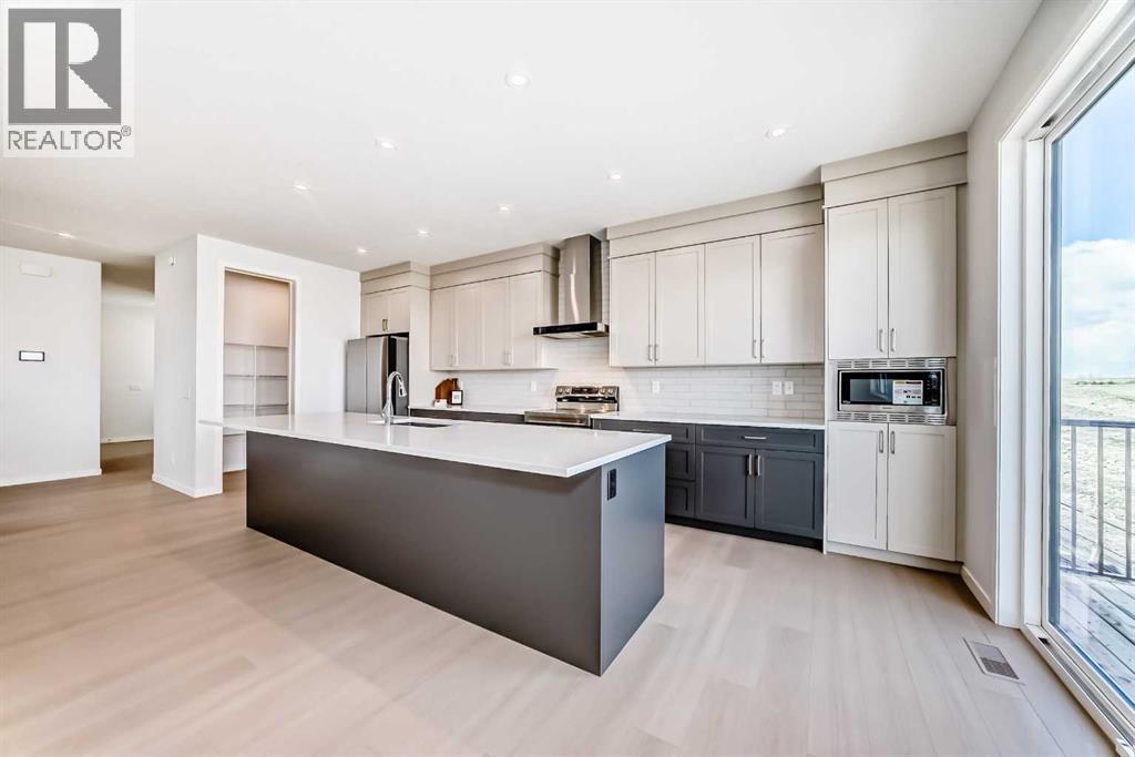 396 Herron Landing Ne, Calgary, Alberta  T3P 2R5 - Photo 2 - A2304833
