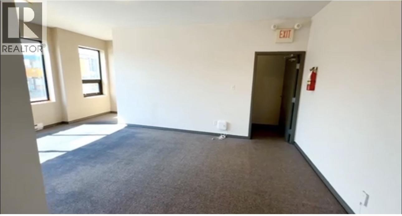A Upper 7156 Gilley Avenue, Burnaby, British Columbia  V5J 4X2 - Photo 2 - C8079806