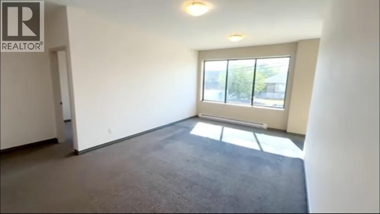 A Upper 7156 Gilley Avenue, Burnaby, British Columbia  V5J 4X2 - Photo 5 - C8079806