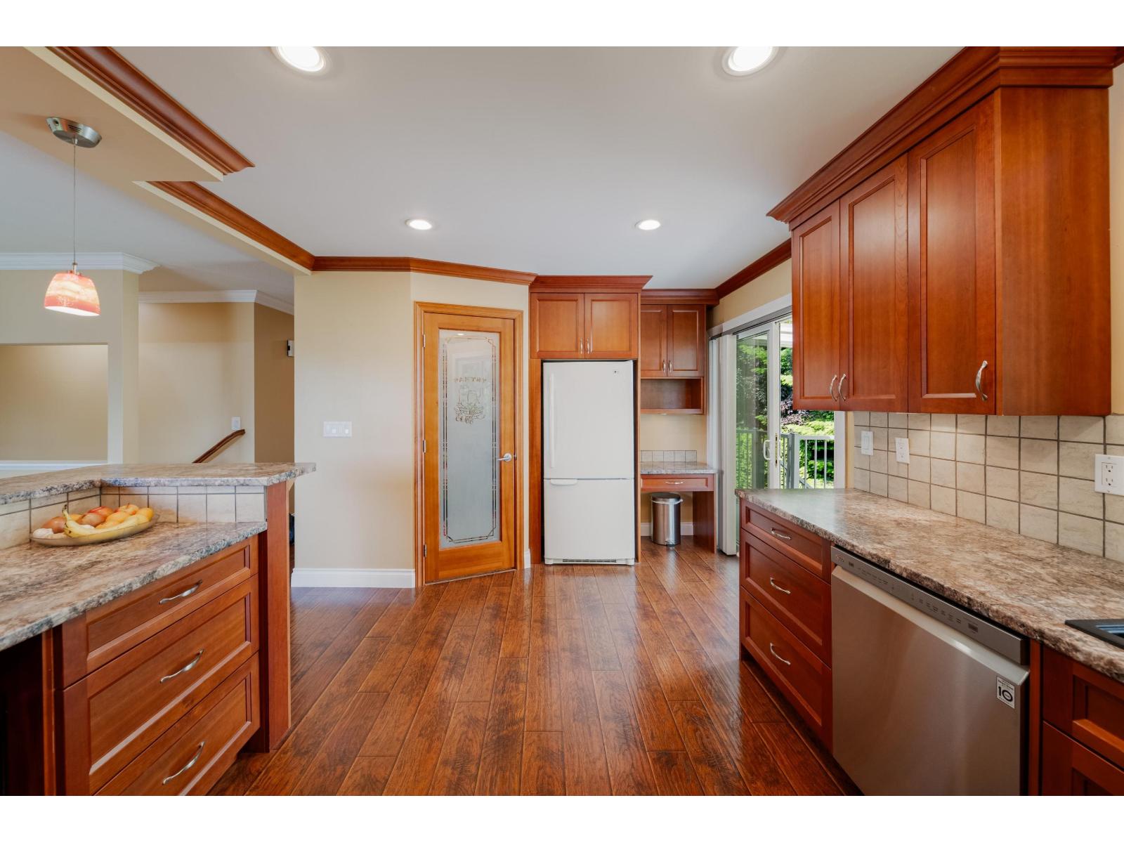 16199 13th Avenue, Surrey, British Columbia  V4A 6W3 - Photo 10 - R3139864