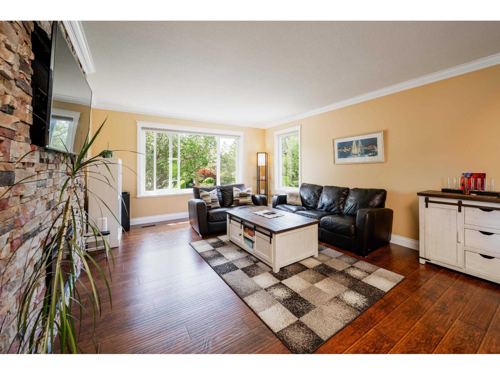 16199 13th Avenue, Surrey, British Columbia  V4A 6W3 - Photo 3 - R3139864