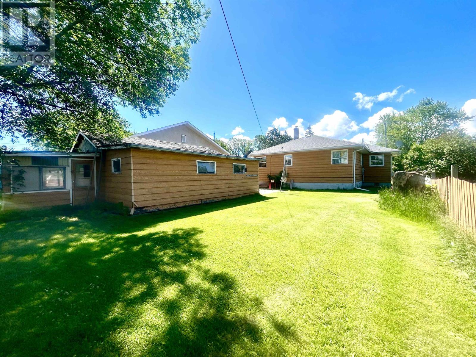 634 Riverview Drive, Fort Frances, Ontario  P9A 2W2 - Photo 2 - TB2601630
