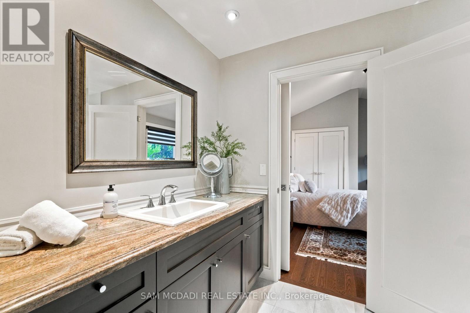102 Cumberland Drive, Mississauga, Ontario  L5G 3M8 - Photo 36 - W13486670
