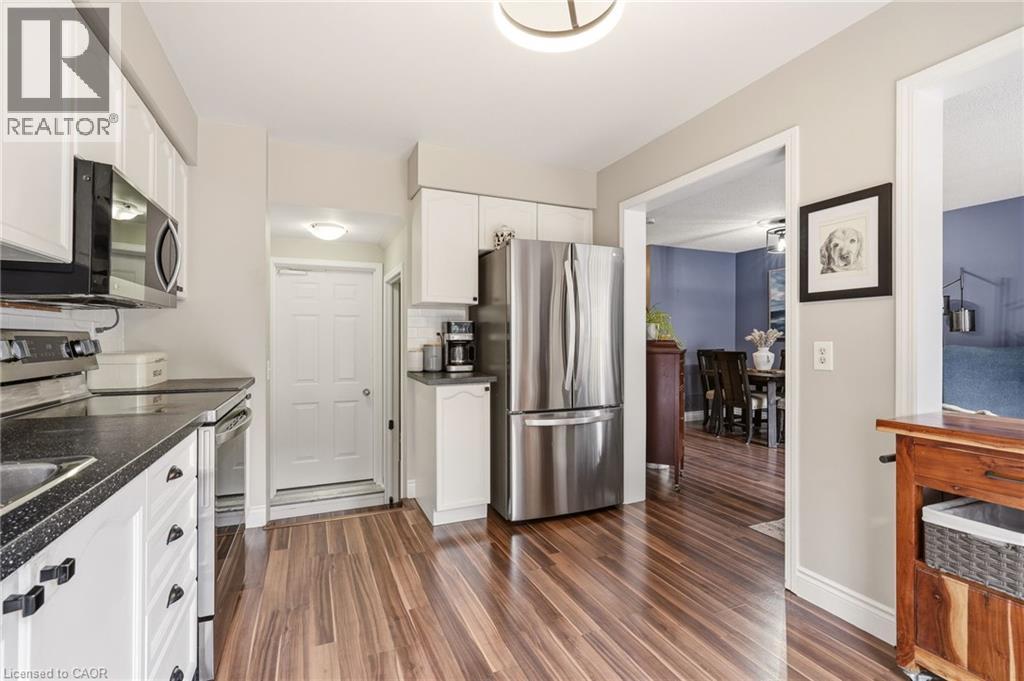 2089 Broadleaf Crescent, Burlington, Ontario  L7L 6S3 - Photo 14 - 40842885