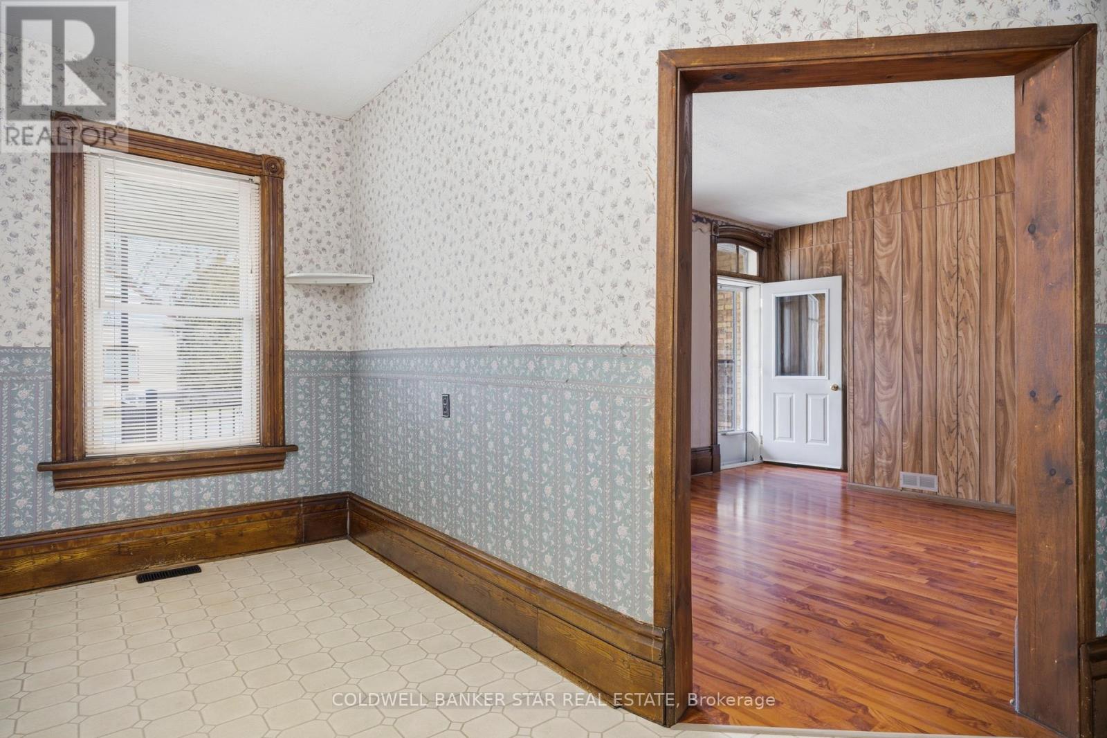 179 Main Street, North Middlesex, Ontario  N0M 1A0 - Photo 19 - X13486990