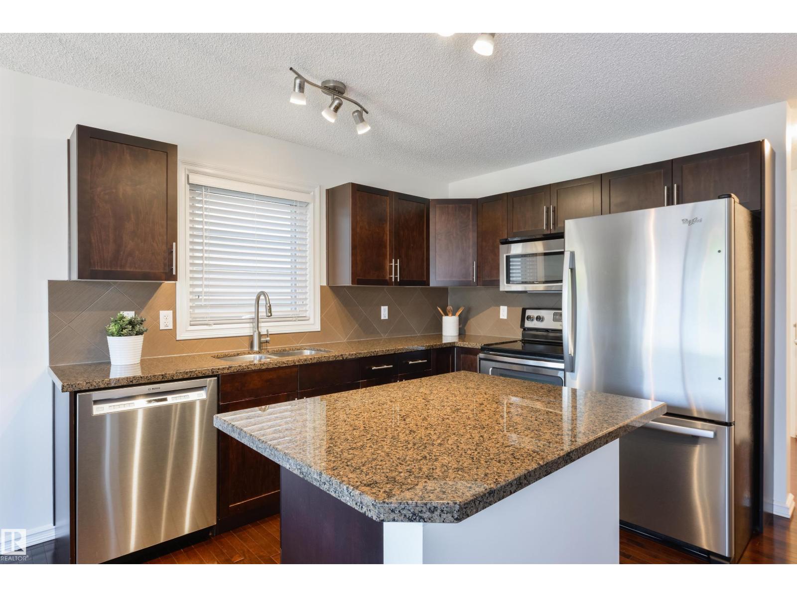 2340 Casselman Cr SW, Edmonton, Alberta  T6W 0W1 - Photo 11 - E4495517