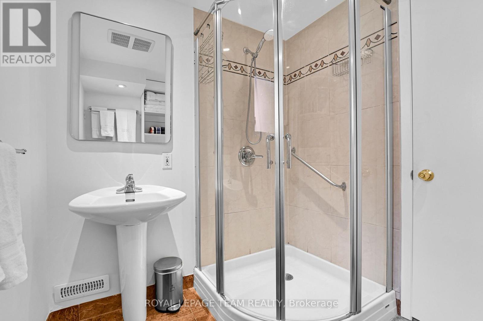 2186 Valley Drive, Ottawa, Ontario  K1G 2P8 - Photo 28 - X13487030