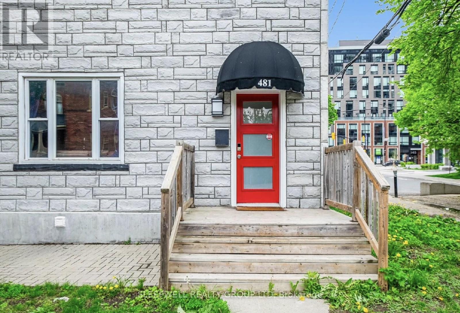 481 Besserer Street, Ottawa, Ontario  K1N 6C2 - Photo 2 - X13487054