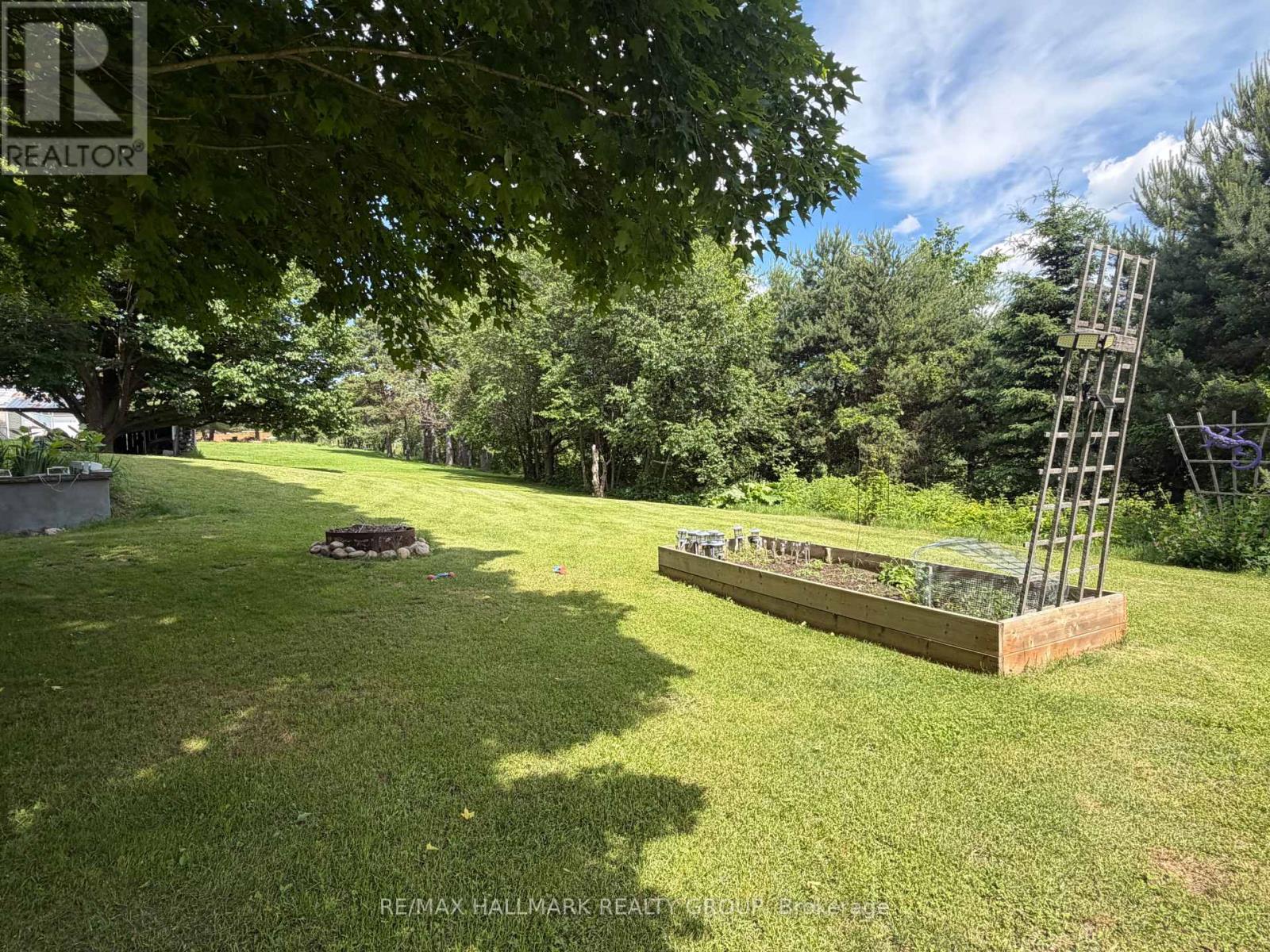 9950 Round Lake Road, Laurentian Valley, Ontario  K8A 0K5 - Photo 8 - X13487070