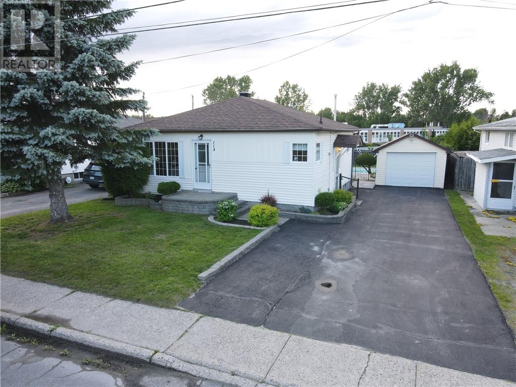 114 O'Donaghue Drive, Garson, Ontario