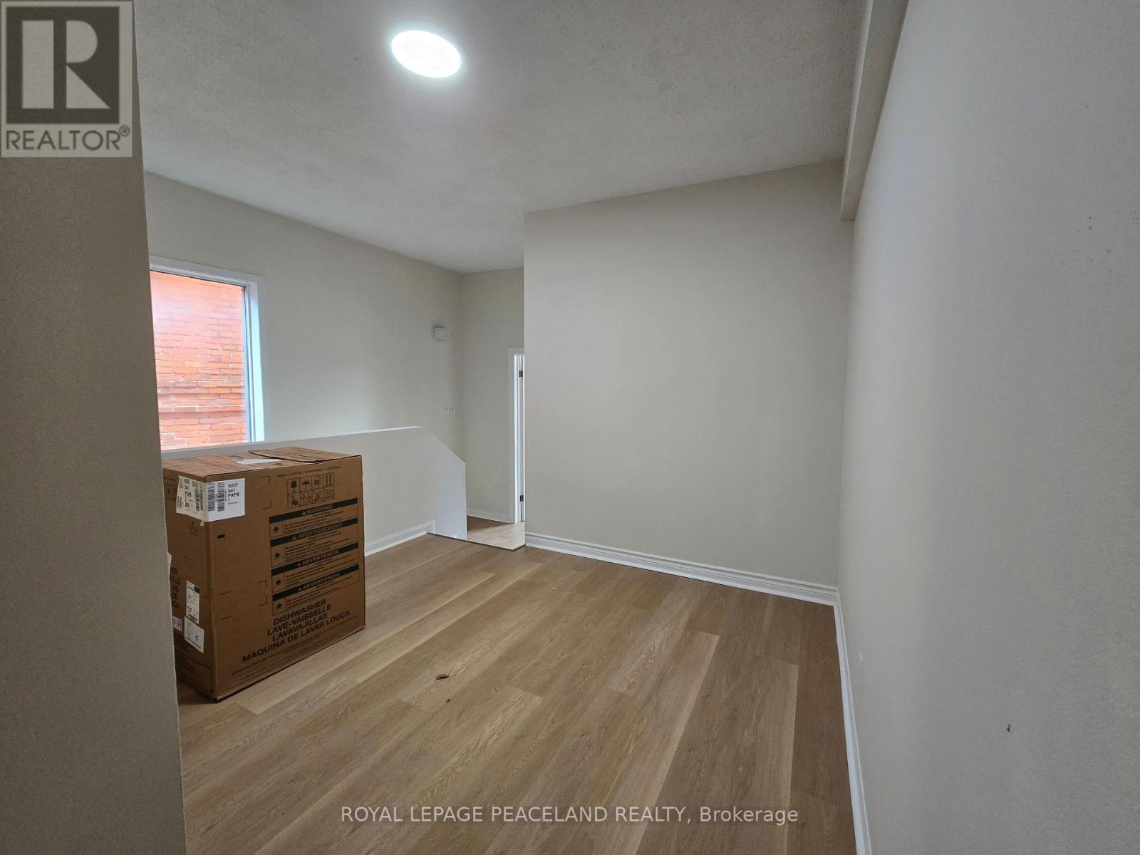2 - 558 Spadina Crescent, Toronto, Ontario  M5S 2J9 - Photo 13 - C13486968
