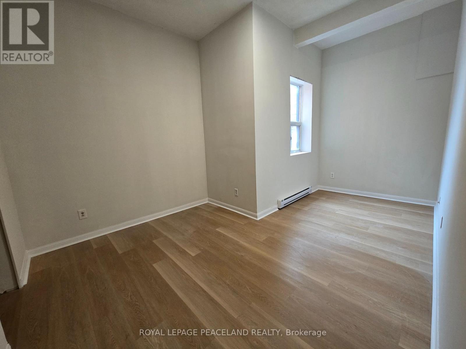2 - 558 Spadina Crescent, Toronto, Ontario  M5S 2J9 - Photo 5 - C13486968