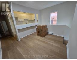 2 - 558 SPADINA CRESCENT, Toronto, Ontario