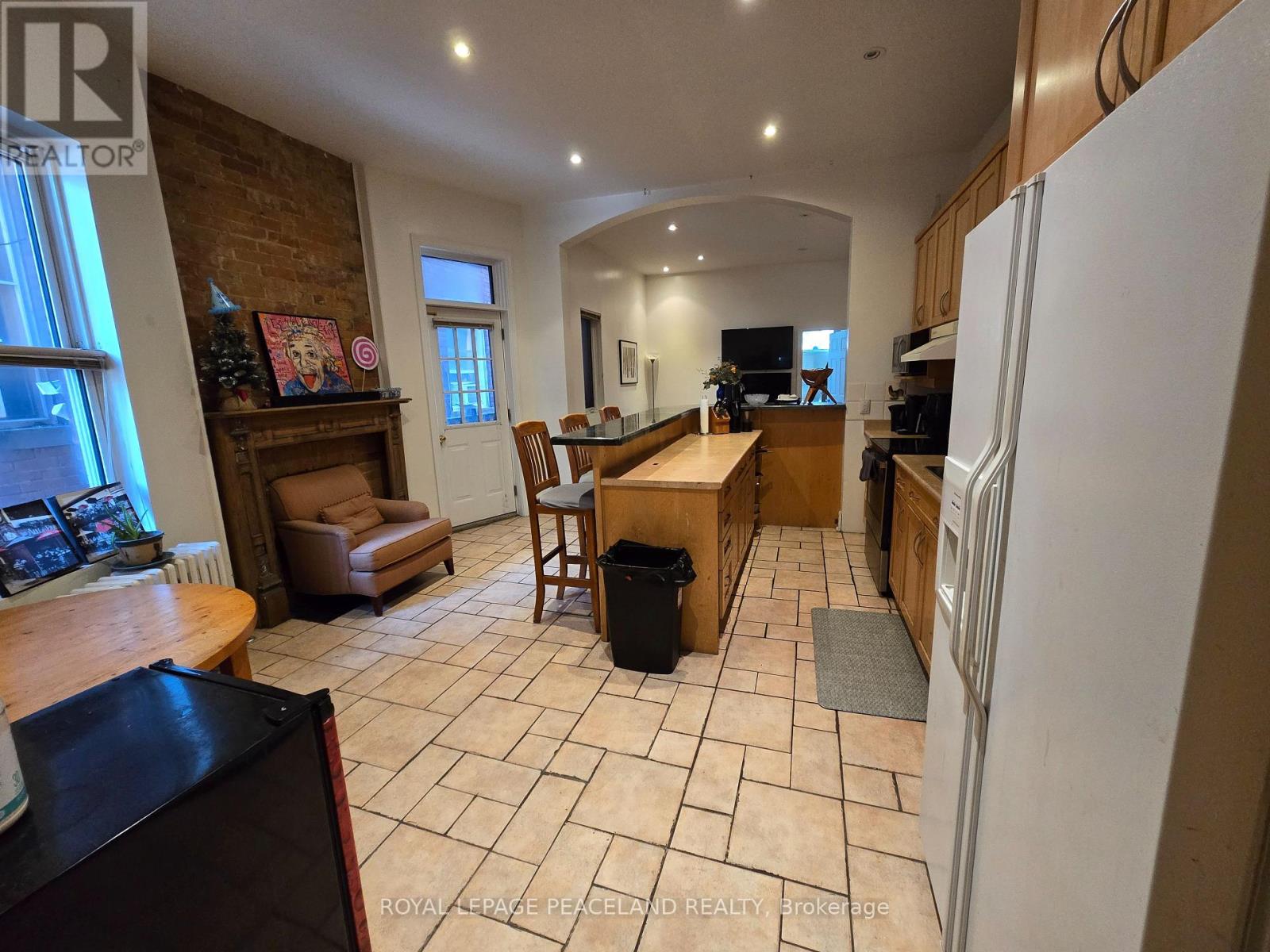 Main - 61 Madison Avenue, Toronto, Ontario  M5R 2S3 - Photo 5 - C13486978