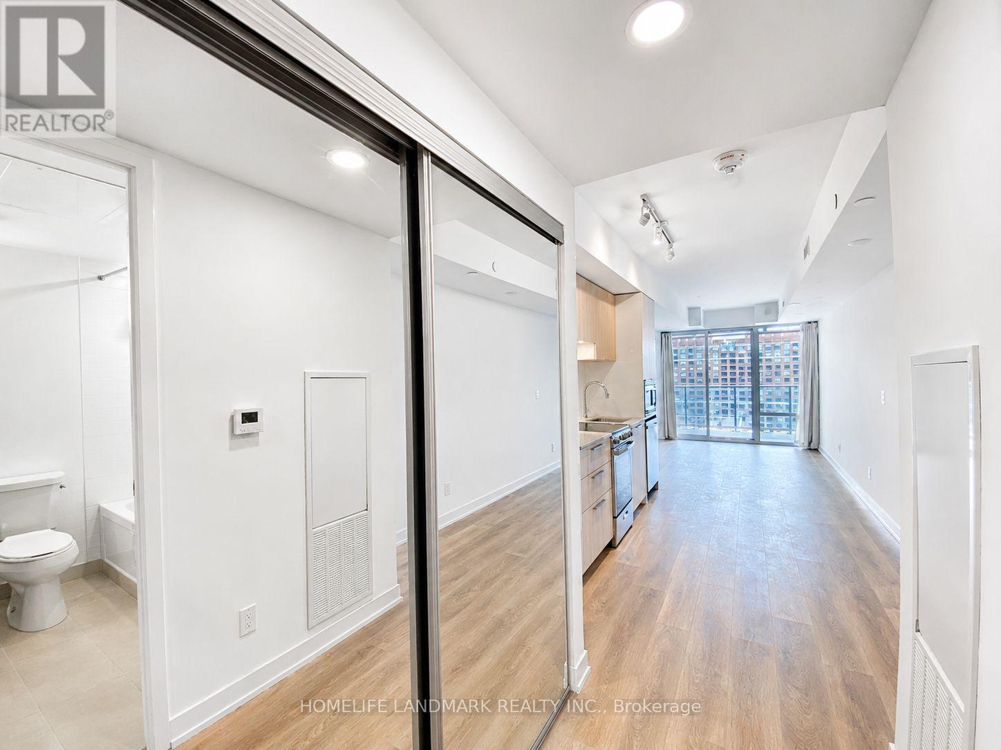 1006 - 18 Maitland Terrace, Toronto, Ontario  M4Y 0H2 - Photo 2 - C13486988