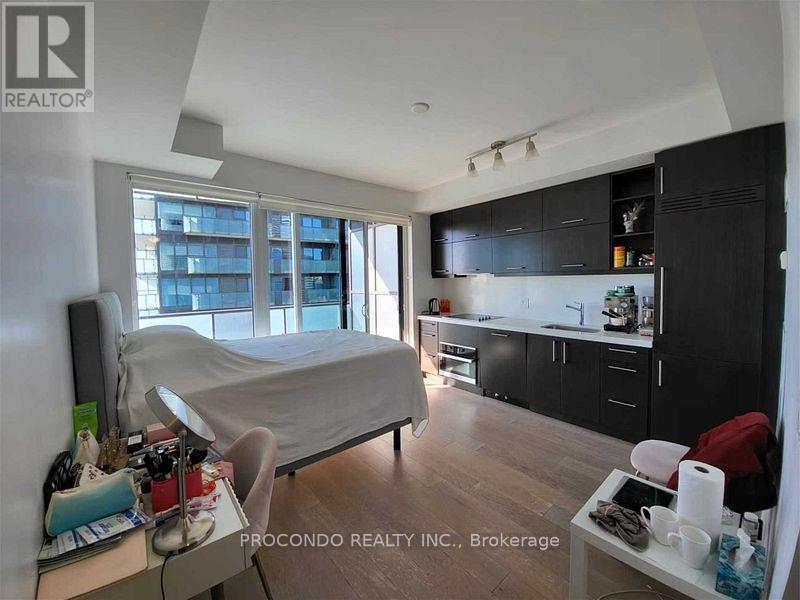 2307 - 1080 Bay Street, Toronto, Ontario  M5S 0A5 - Photo 4 - C13487004