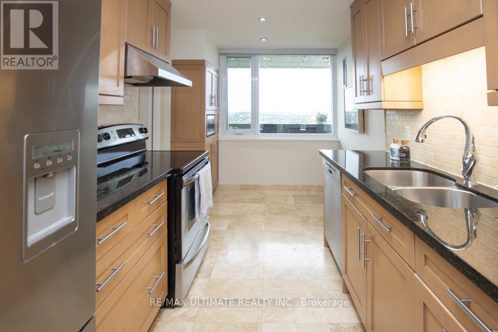 2504 - 75 Wynford Heights Crescent, Toronto, Ontario  M3C 3H9 - Photo 12 - C13487040