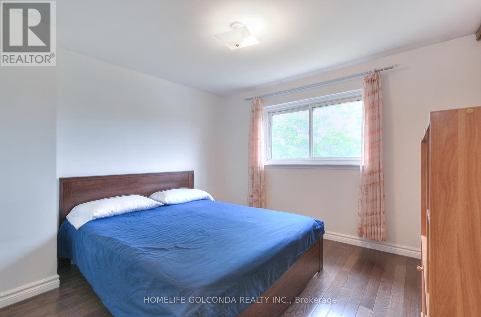 8 Glen Springs Drive, Toronto, Ontario  M1W 1X8 - Photo 11 - E13487056