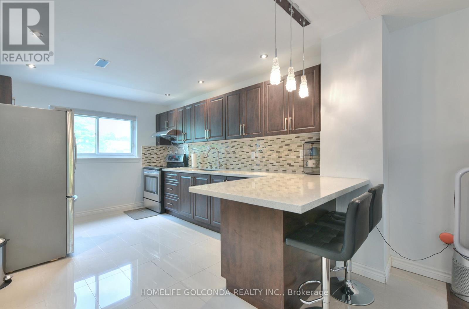 8 Glen Springs Drive, Toronto, Ontario  M1W 1X8 - Photo 2 - E13487056