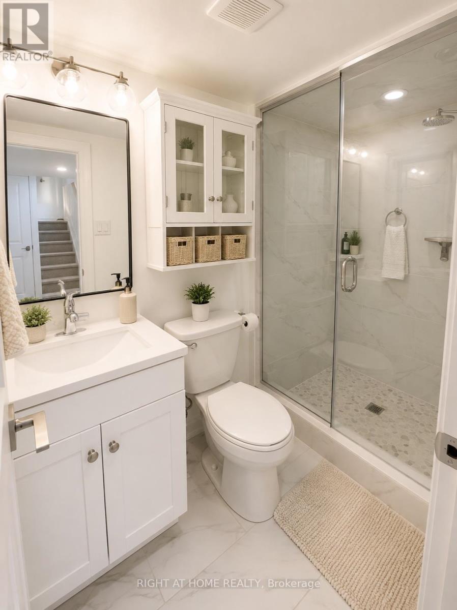202 William Street, Toronto, Ontario  M9N 2H1 - Photo 12 - W13486976