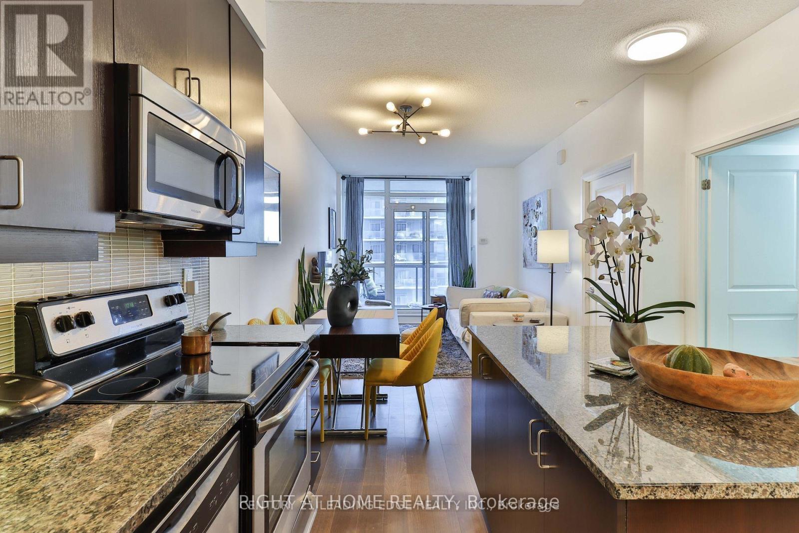 702 - 1185 The Queensway (Furnished) Avenue, Toronto, Ontario  M8Z 0C6 - Photo 11 - W13487046