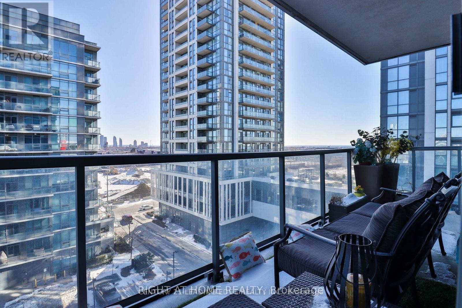 702 - 1185 The Queensway (Furnished) Avenue, Toronto, Ontario  M8Z 0C6 - Photo 17 - W13487046