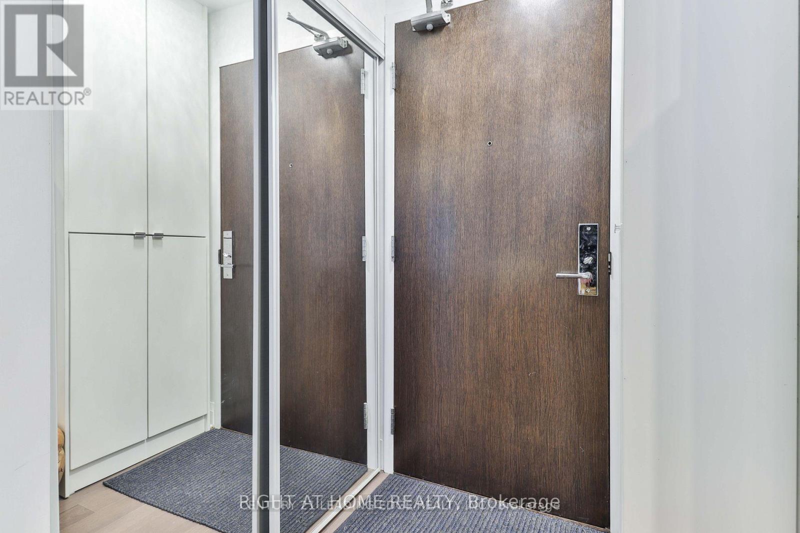 702 - 1185 The Queensway (Furnished) Avenue, Toronto, Ontario  M8Z 0C6 - Photo 5 - W13487046