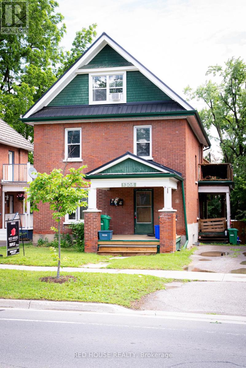 1306 MONAGHAN ROAD, Peterborough, Ontario