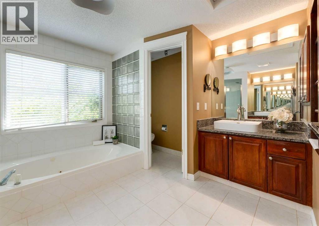 6983 Christie Estate Boulevard Sw, Calgary, Alberta  T3H 2S5 - Photo 30 - A2324040