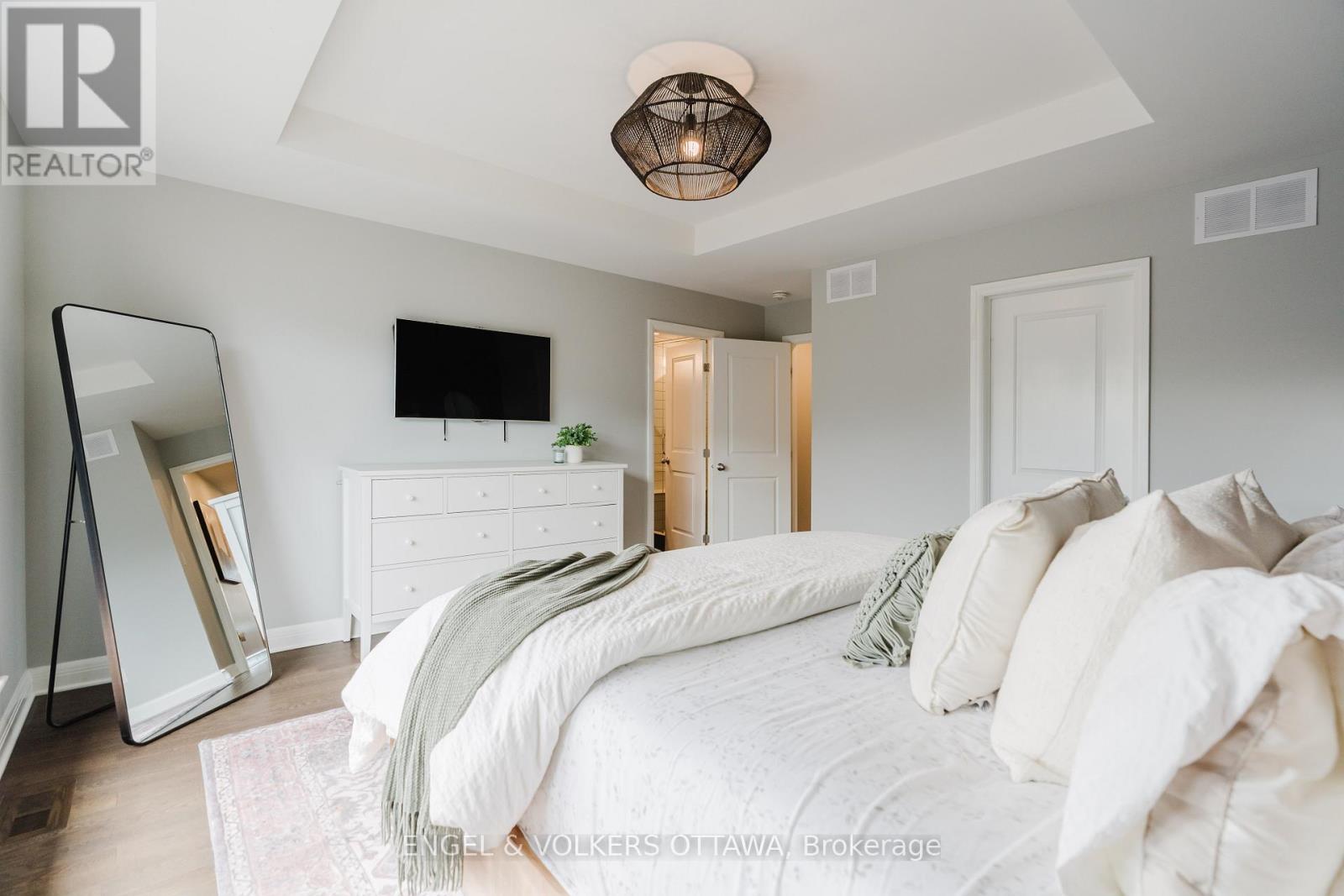 512 Chene Way, Ottawa, Ontario  K1K 4Z1 - Photo 20 - X13487154