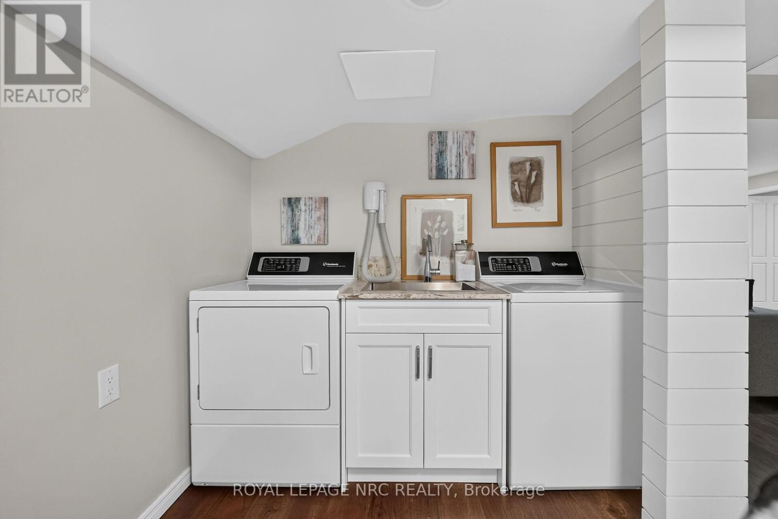 14 Hearth Court, Niagara-On-The-Lake, Ontario  L0S 1J0 - Photo 38 - X13487158