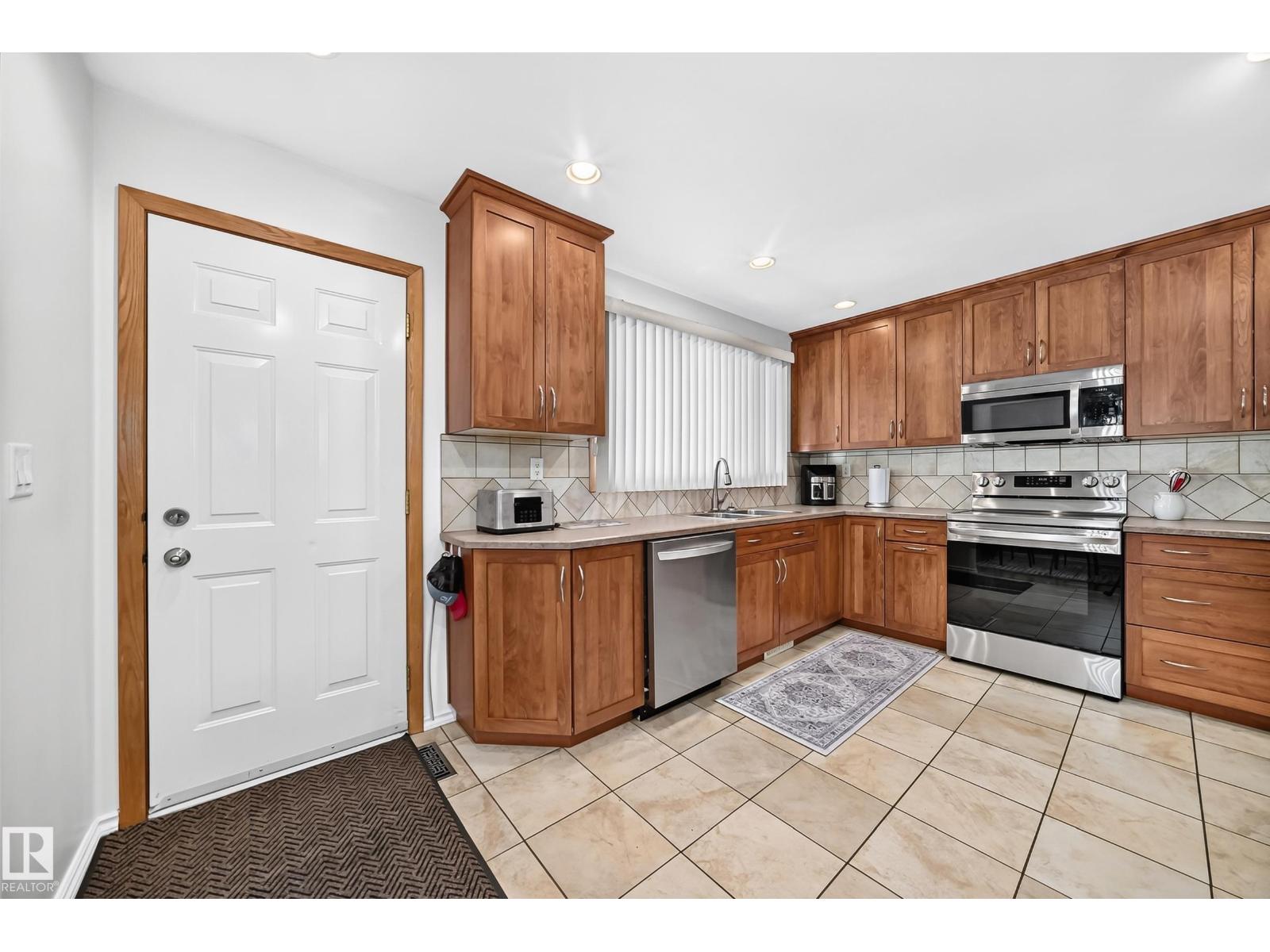 11708 138 Av NW NW, Edmonton, Alberta  T5X 3P4 - Photo 12 - E4495522