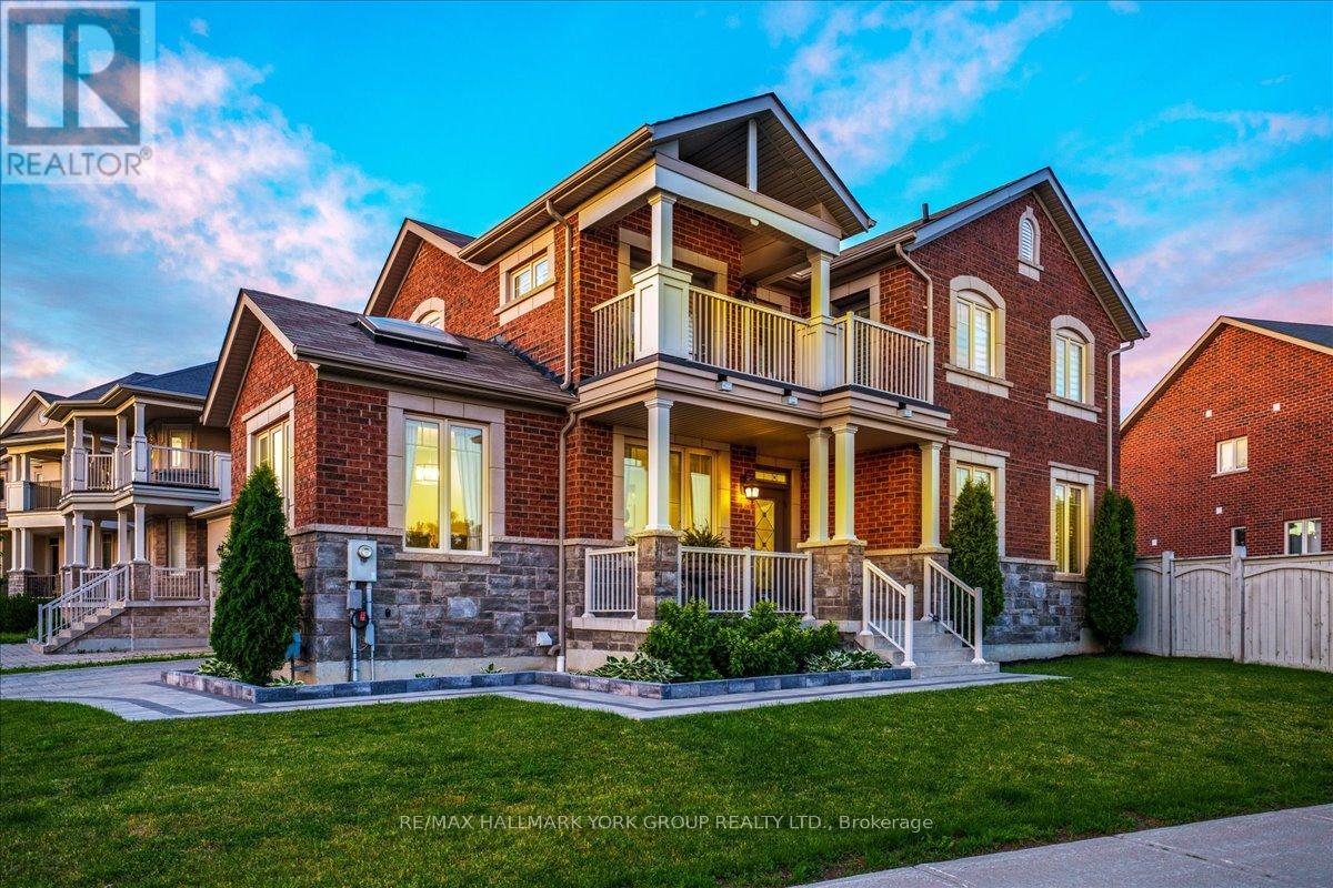 66 PHILIPS VIEW CRESCENT, Richmond Hill (Jefferson)