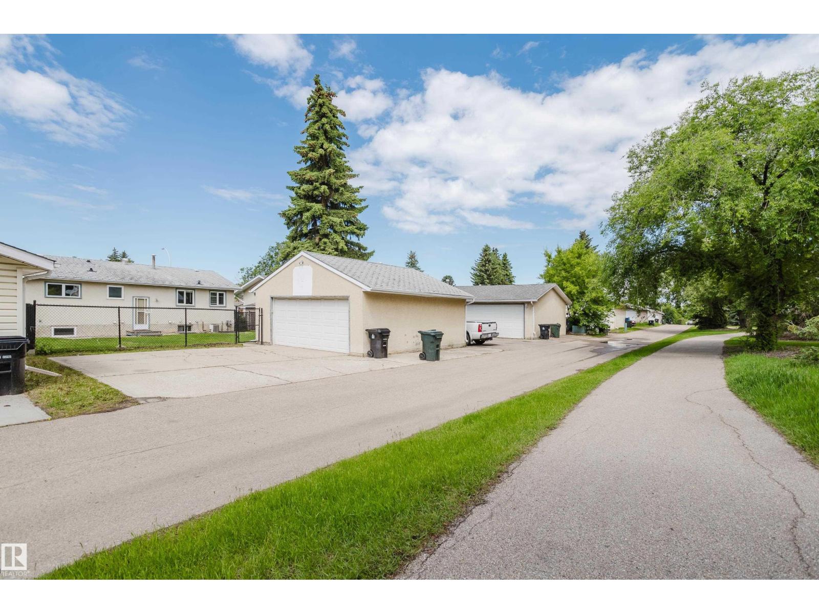 30 Brampton St S, Spruce Grove, Alberta  T7X 1E9 - Photo 47 - E4495340