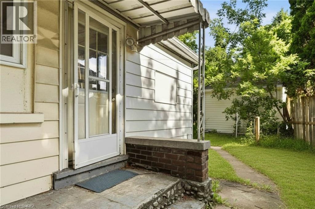 52 Marlborough Street Unit# C, Brantford, Ontario  N3T 2S2 - Photo 3 - 40841897