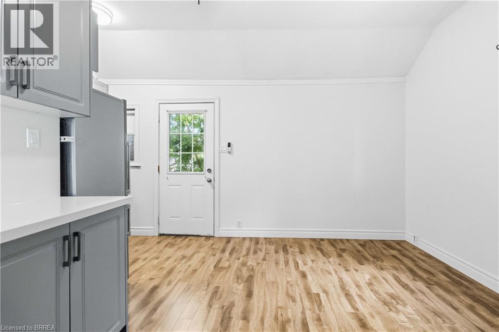 52 Marlborough Street Unit# C, Brantford, Ontario  N3T 2S2 - Photo 8 - 40841897