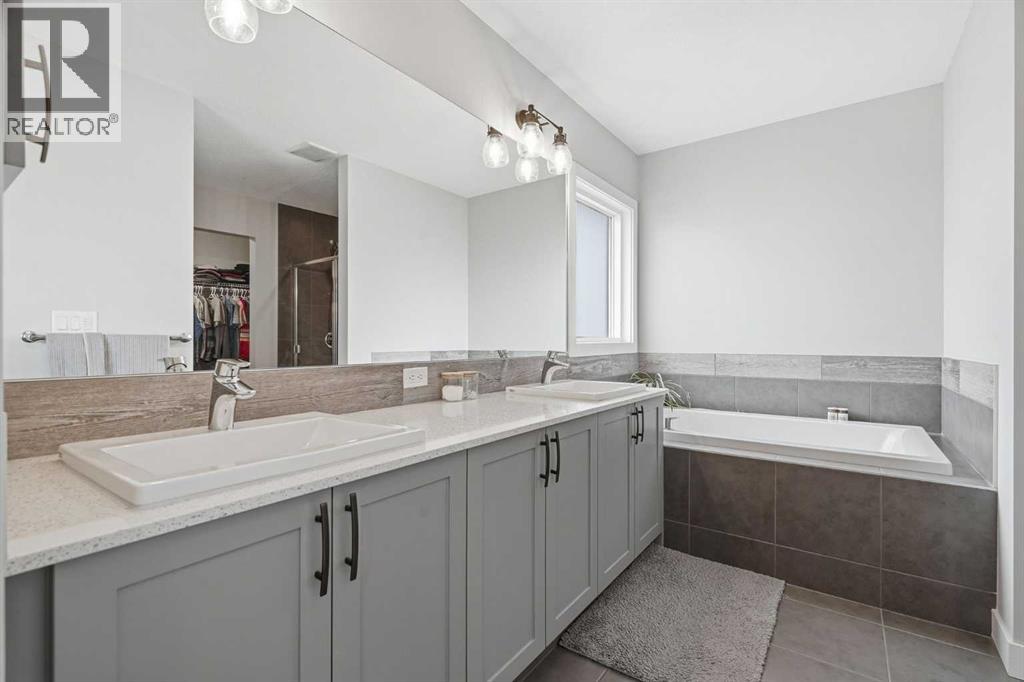 26 Crestbrook Drive Sw, Calgary, Alberta  T3B 6G3 - Photo 18 - A2323778