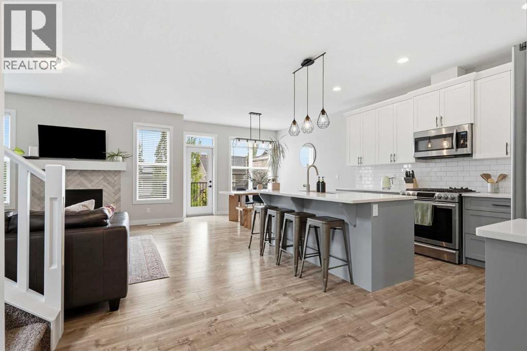 26 Crestbrook Drive Sw, Calgary, Alberta  T3B 6G3 - Photo 4 - A2323778