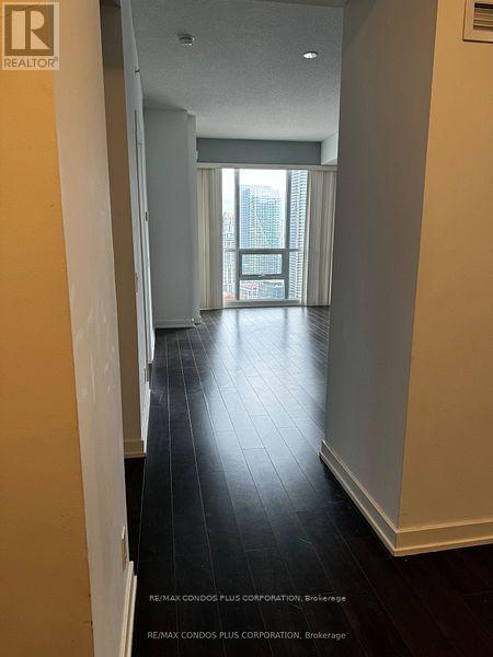 2705 - 2220 Lake Shore Boulevard W, Toronto, Ontario  M8B 0B1 - Photo 2 - W13487190