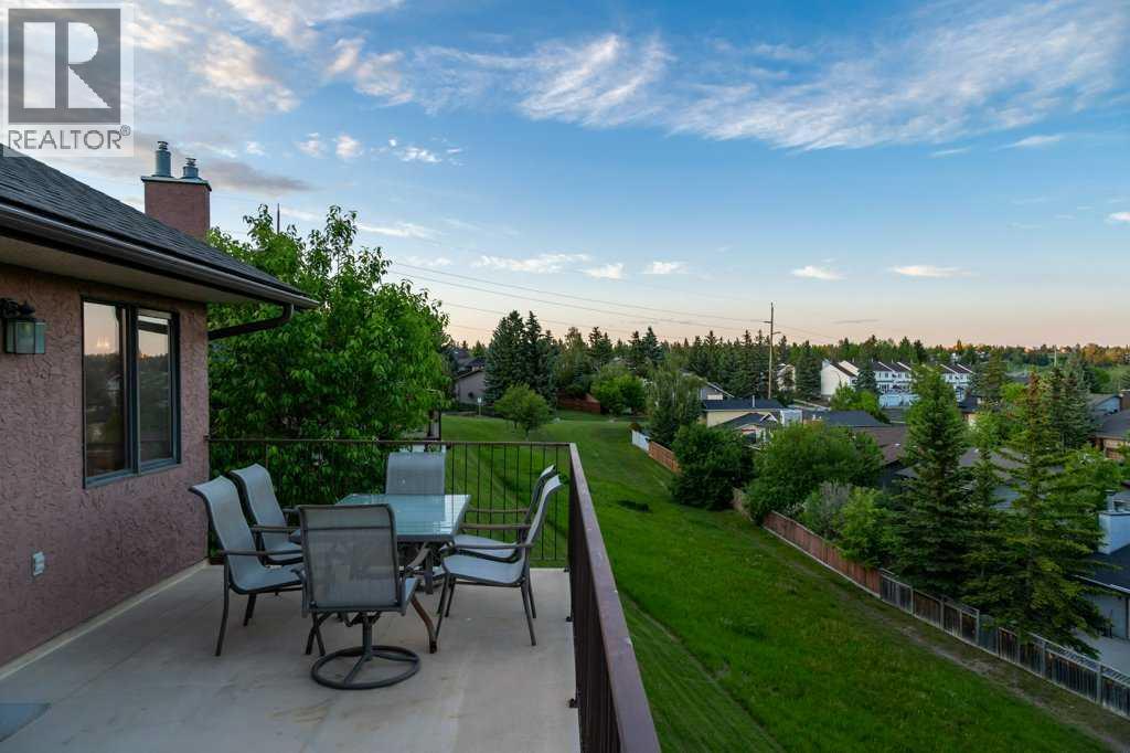 42 Edgeland Close Nw, Calgary, Alberta  T3A 3B1 - Photo 14 - A2324127