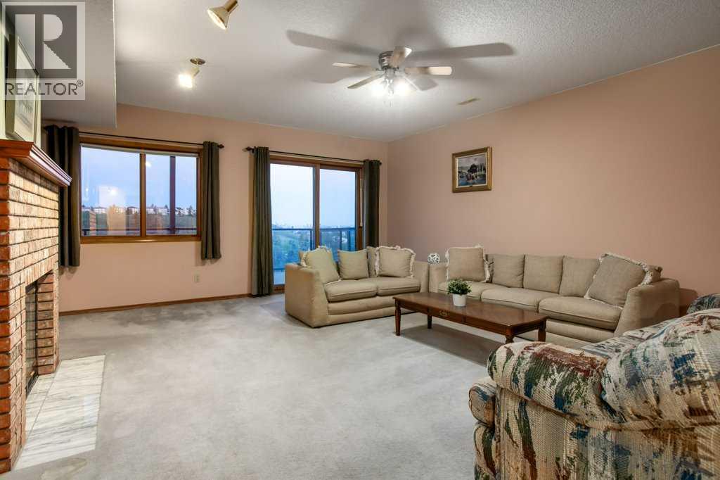 42 Edgeland Close Nw, Calgary, Alberta  T3A 3B1 - Photo 27 - A2324127