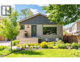 2209 CAROLINE Street, Burlington, Ontario