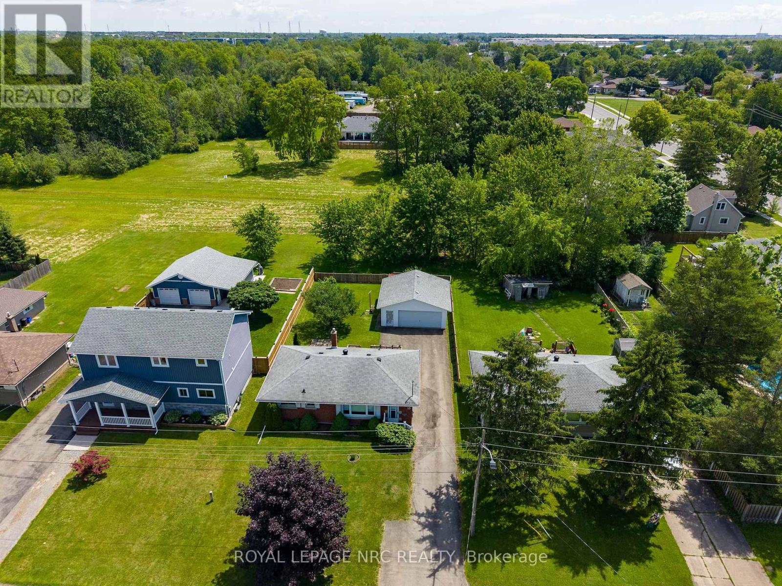 13 Bosnich Avenue, Welland, Ontario  L3C 2W6 - Photo 44 - X13486680