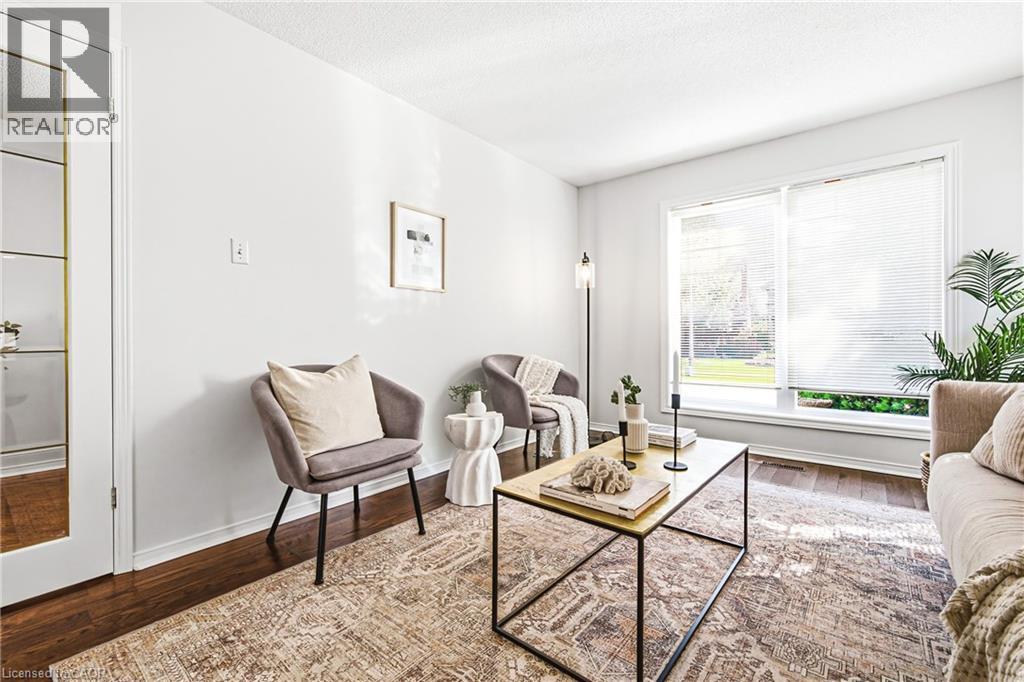 4153 Vermont Crescent, Burlington, Ontario  L7M 4A9 - Photo 7 - 40841035
