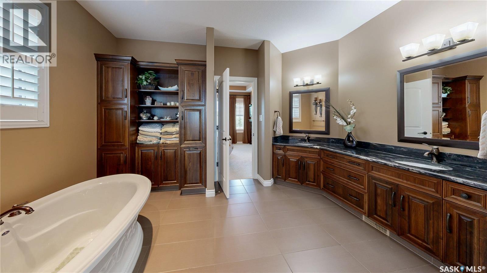 6064 Wascana Court Way, Regina, Saskatchewan  S4V 3E6 - Photo 31 - SK040542