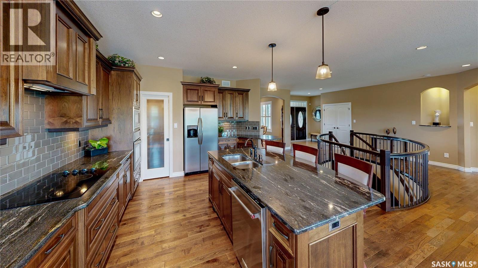 6064 Wascana Court Way, Regina, Saskatchewan  S4V 3E6 - Photo 7 - SK040542